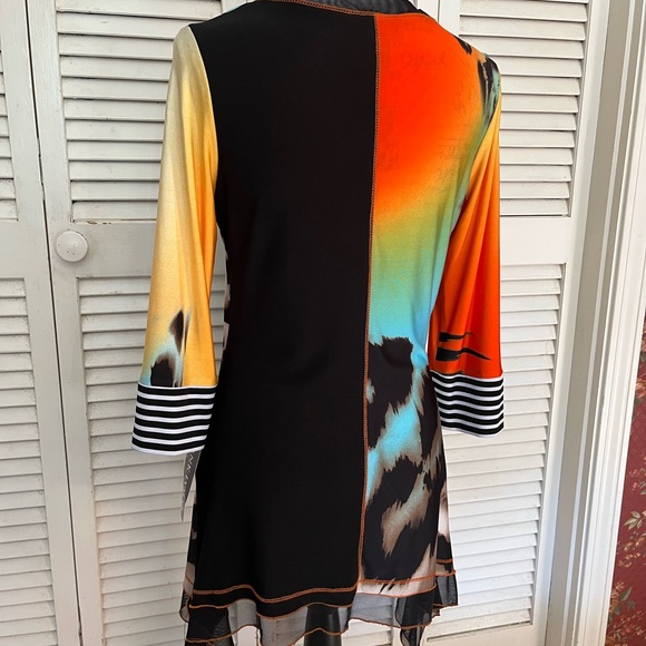 NWT Frank Lyman Design Black and Orange Animal Print Tunic - Picture 4 of 6